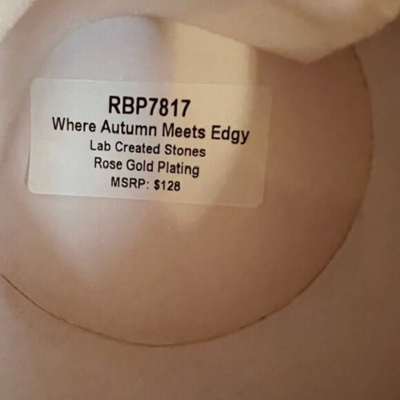 BOMB PARTY RBP 7817 WHEN AUTUMN MEETS EDGY - Picture 2 of 2